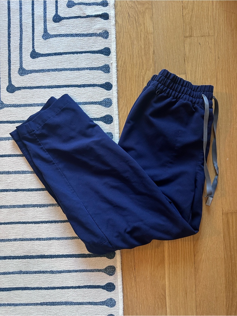 FIGS Navy Blue Straight Leg Scrub Pants - Size S - Picture 1 of 5